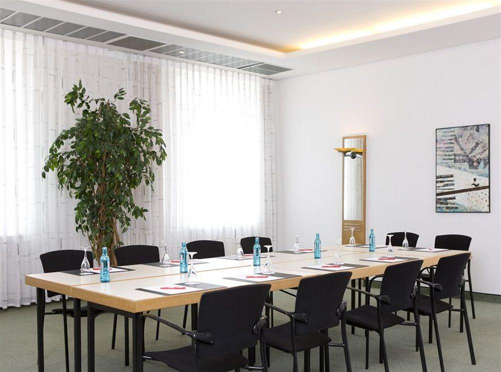 Intercityhotel Rostock Eksteriør billede