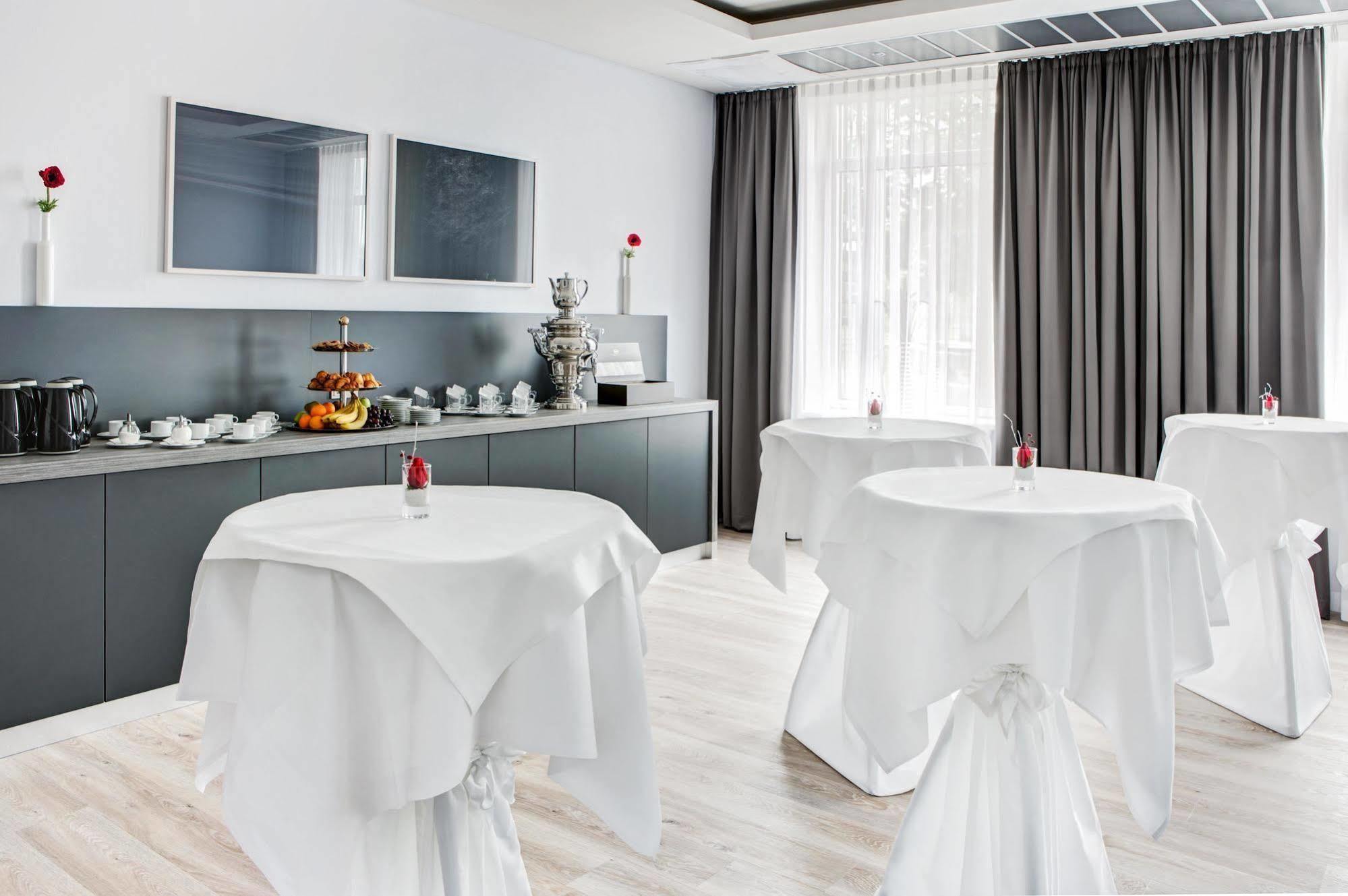Intercityhotel Rostock Eksteriør billede